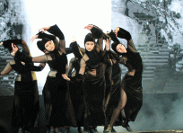 32. On the Edge 08.jpg